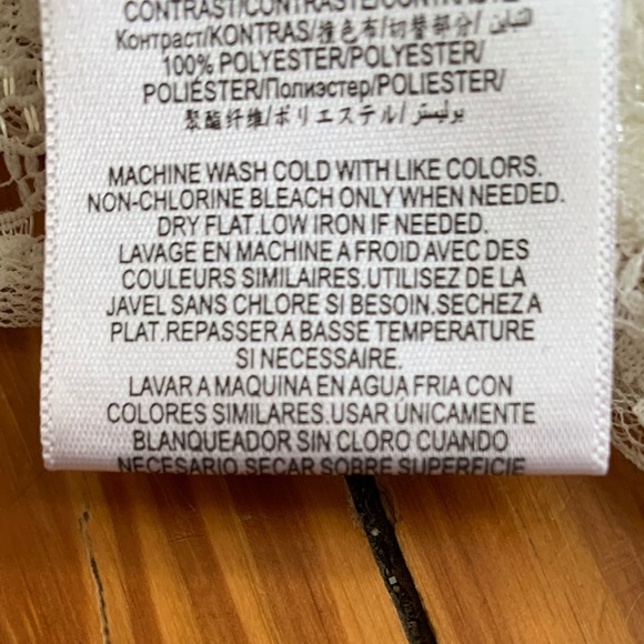 NWOT BCBGeneration Lace Top With Ruffle Sleeve Size XS - Picture 8 of 11